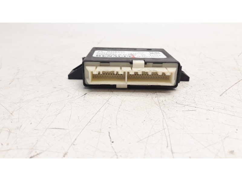 Recambio de modulo electronico para renault scenic iv 1.2 tce energy referencia OEM IAM 259903396R  