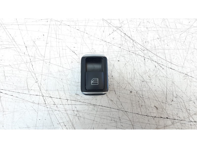 Recambio de mando elevalunas trasero derecho para mercedes-benz clase a (w176) 1.5 cdi cat referencia OEM IAM A2049058102  