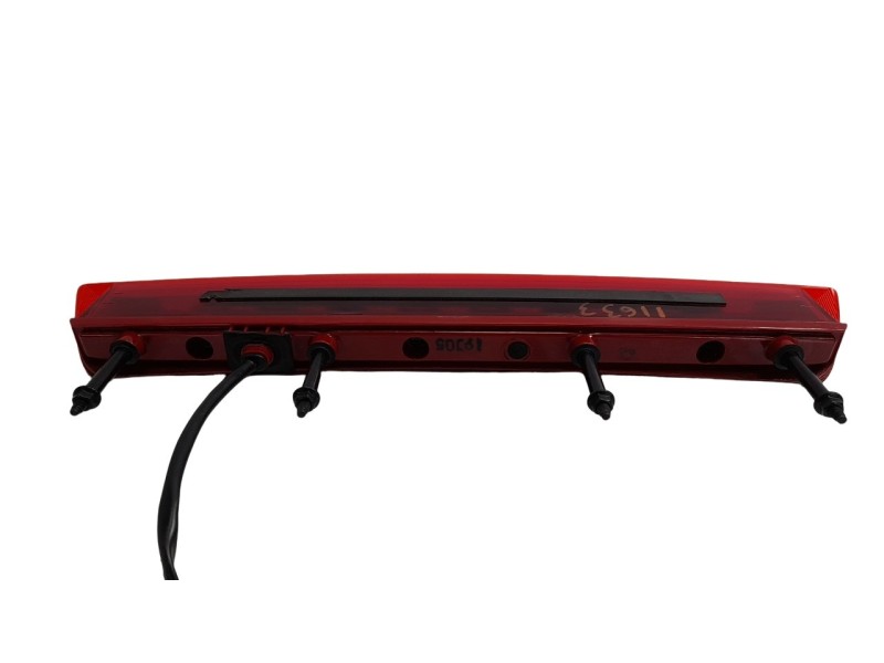 Recambio de luz central de freno para hyundai kona 1.0 tgdi cat referencia OEM IAM 92700J9000  