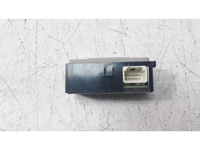 Recambio de interruptor para dacia spring electric comfort referencia OEM IAM 253B05557R  