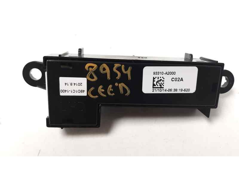 Recambio de interruptor para kia cee´d drive referencia OEM IAM 93310A2000 49D1C11400 