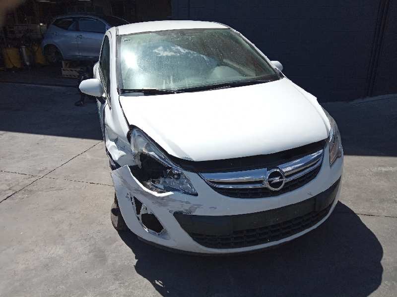 opel corsa d del año 2012