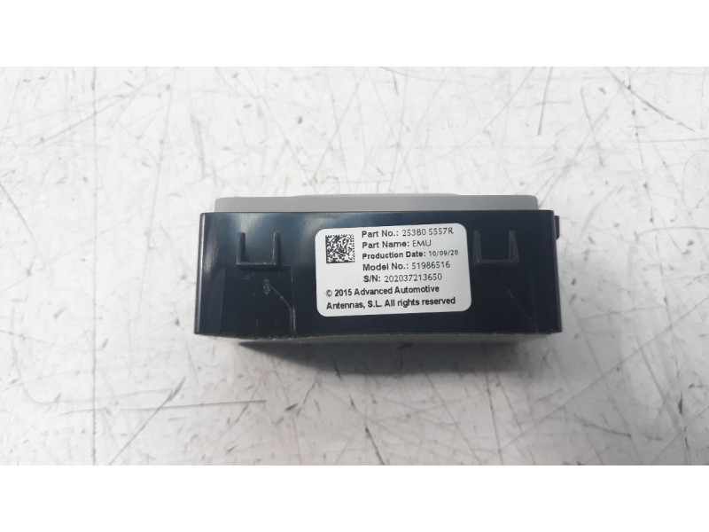 Recambio de interruptor para dacia spring electric comfort referencia OEM IAM 253B05557R  