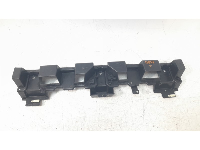 Recambio de molduras traseras para jaguar xf 3.0 v6 diesel luxury referencia OEM IAM 8X2317B861  