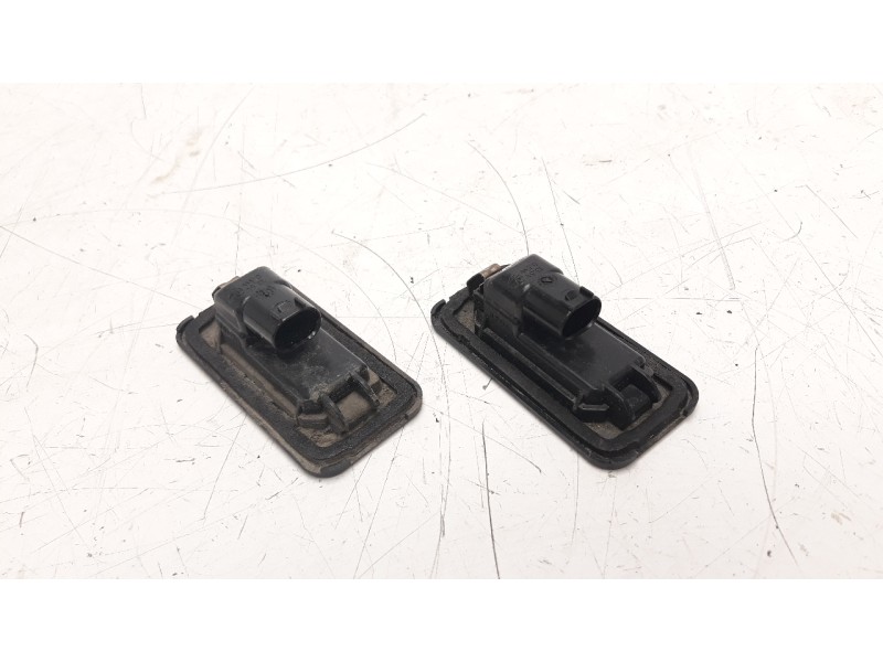 Recambio de piloto matricula para alfa romeo stelvio (630) quadrifoglio 4wd referencia OEM IAM 50550396  