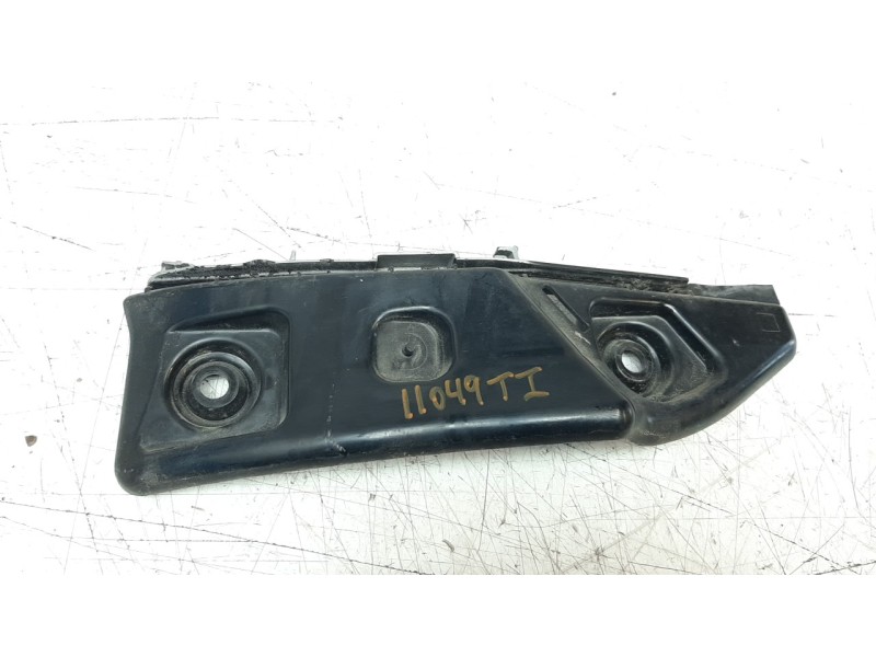 Recambio de moldura para mercedes-benz clase a (w176) 1.5 cdi cat referencia OEM IAM A1768850165  