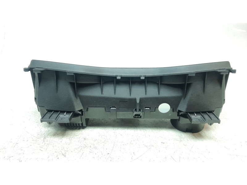 Recambio de cuadro instrumentos para audi a4 avant (8w5) básico referencia OEM IAM 8W5920790C  