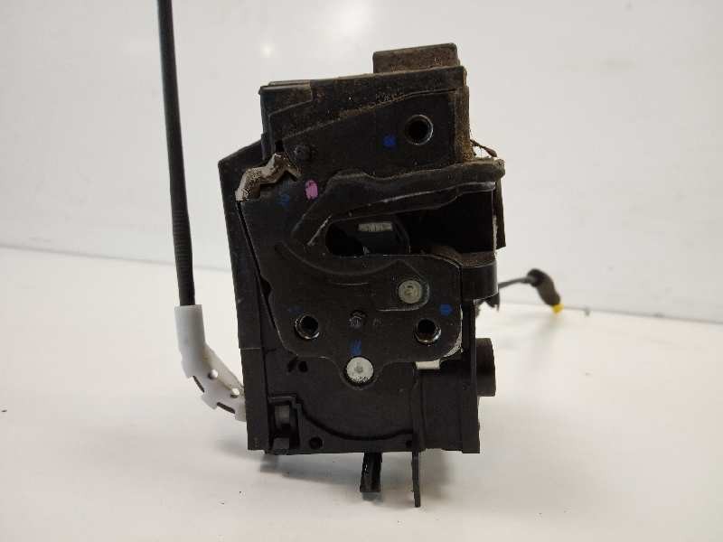 Recambio de cerradura puerta trasera izquierda para peugeot 308 referencia OEM IAM 9810309980  