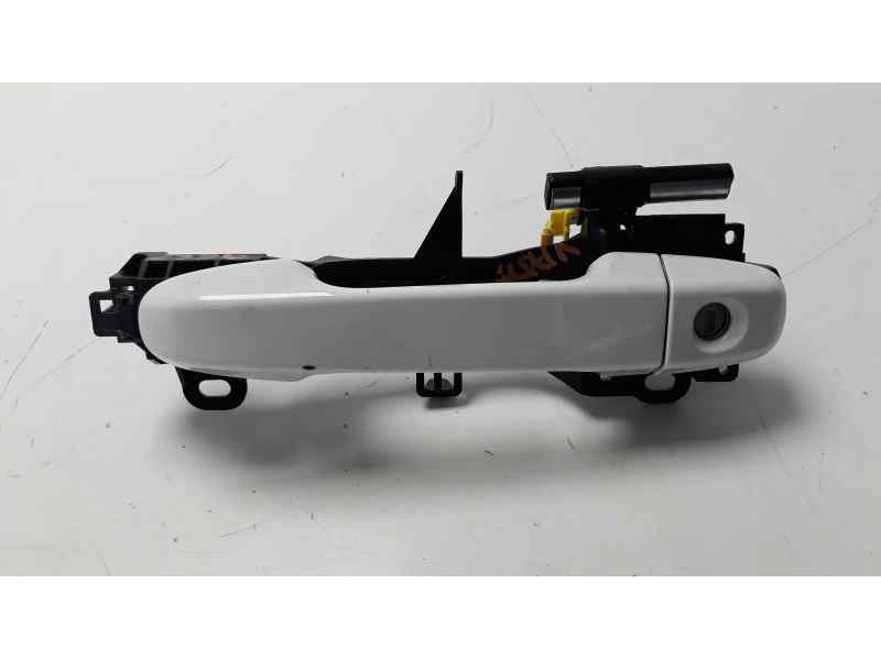Recambio de maneta exterior delantera izquierda para toyota yaris hybrid active referencia OEM IAM   
