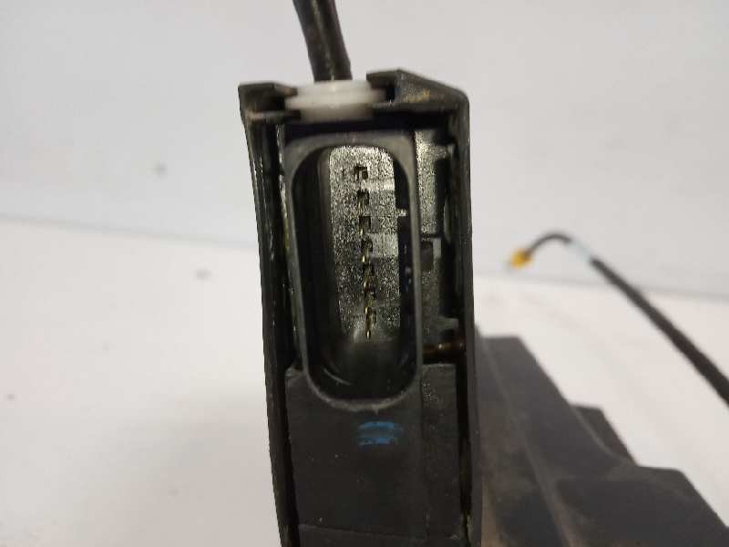Recambio de cerradura puerta trasera izquierda para peugeot 308 referencia OEM IAM 9810309980  