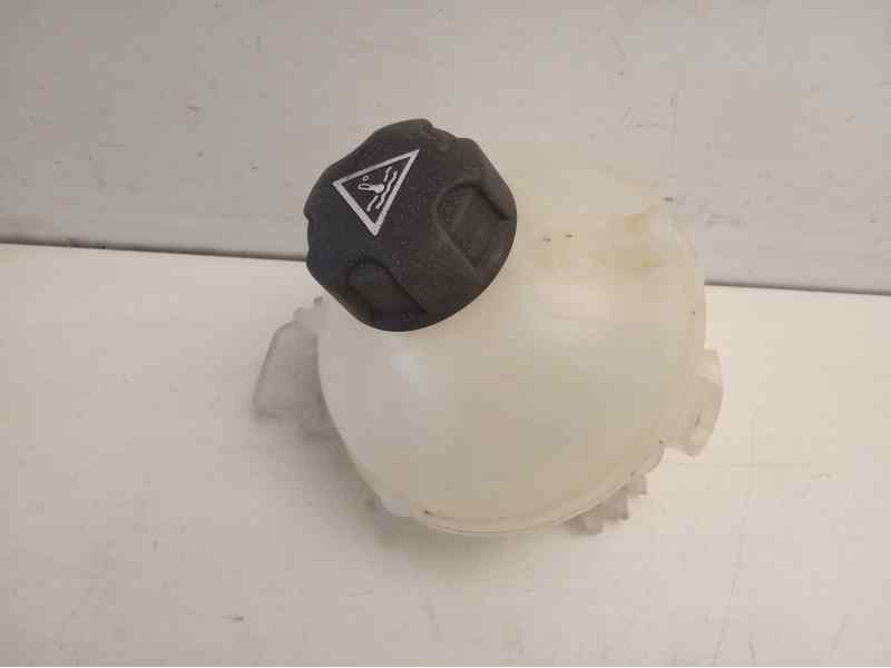 Recambio de deposito expansion para peugeot 308 referencia OEM IAM 9678514680  