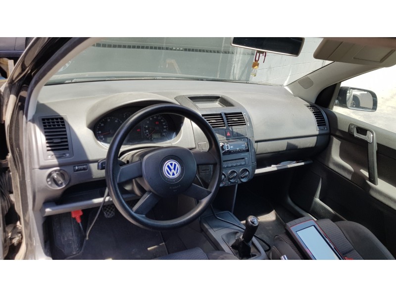 volkswagen polo (9n1) del año 2002