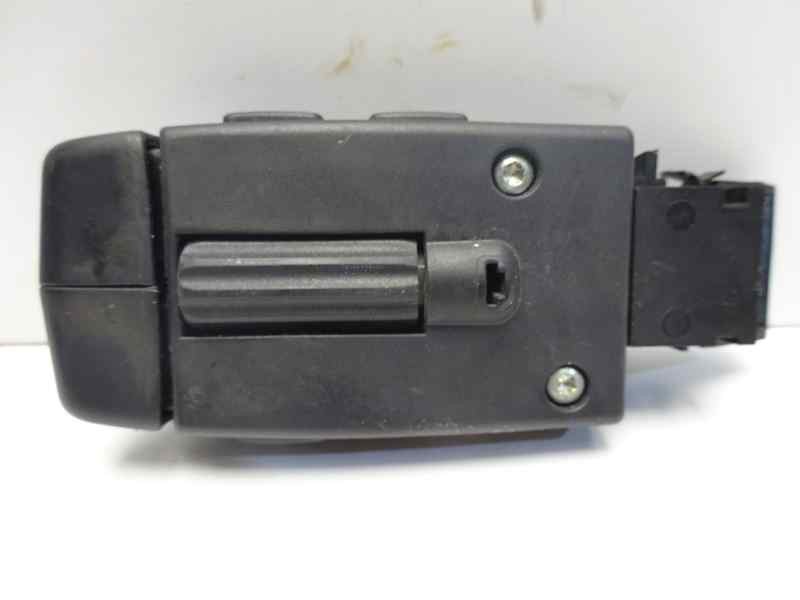 Recambio de mando multifuncion para renault clio ii fase ii (b/cb0) authentique referencia OEM IAM 8200058695  