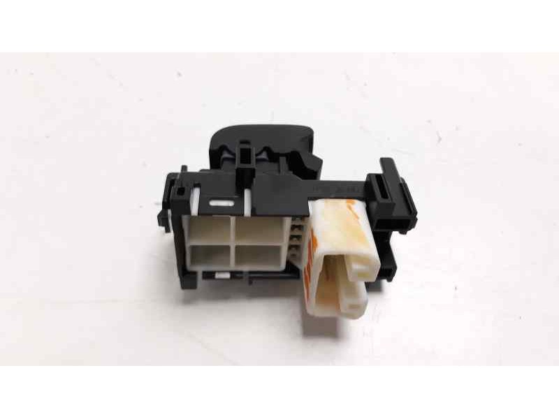 Recambio de mando elevalunas trasero izquierdo para toyota yaris hybrid active referencia OEM IAM 698300D230  