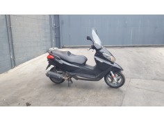PIAGGIO (VESPA) X7