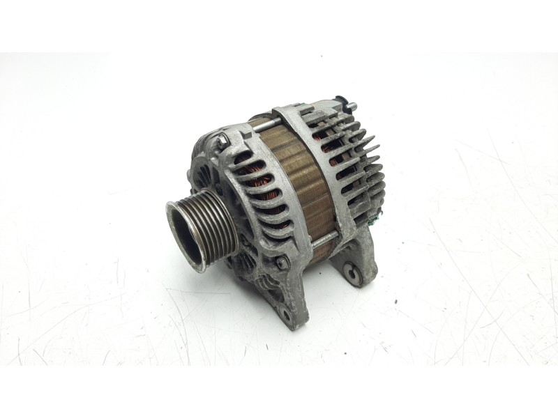 Recambio de alternador para nissan juke (f15) 1.6 16v cat referencia OEM IAM 231001KA1 ALF690253HQ 