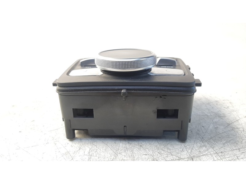 Recambio de mando control radio para audi a4 avant (8w5) básico referencia OEM IAM 8W0919614T  
