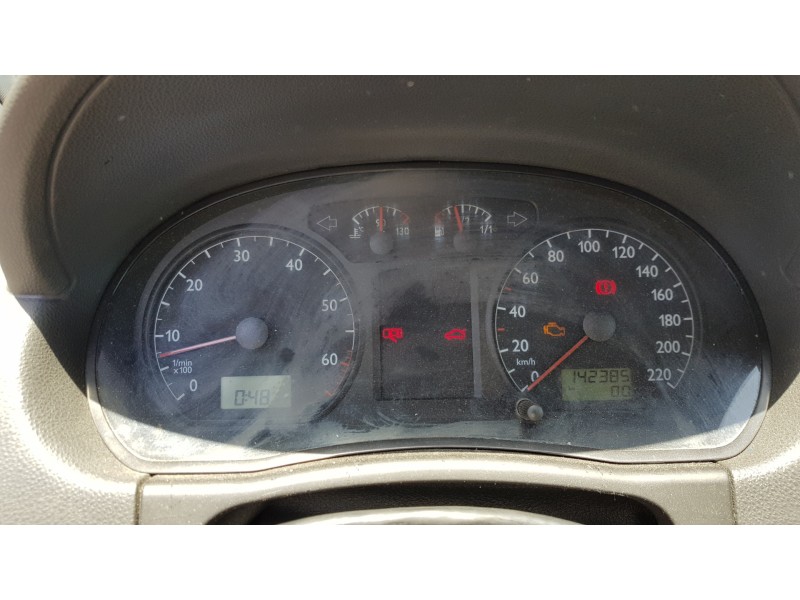 volkswagen polo (9n1) del año 2002