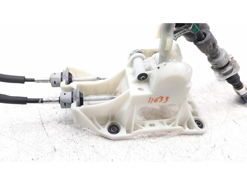Recambio de palanca cambio para hyundai kona 1.0 tgdi cat referencia OEM IAM 43700J9110TRY  