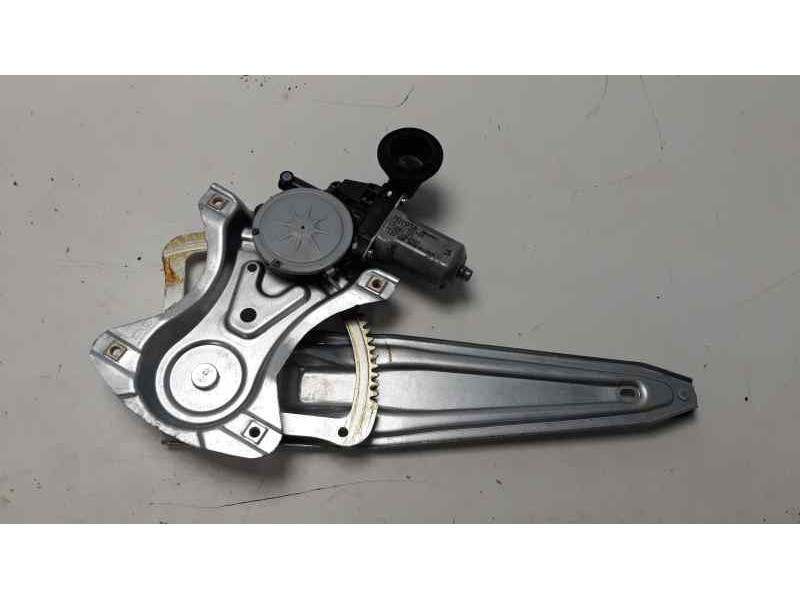 Recambio de elevalunas trasero izquierdo para toyota yaris hybrid active referencia OEM IAM 857100D100  