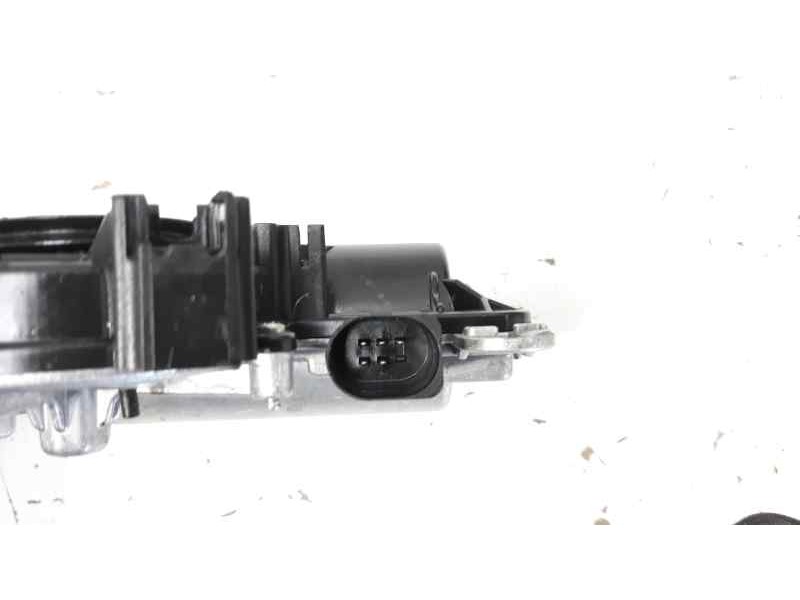 Recambio de motor cierre centralizado porton para volkswagen tiguan 2.0 tdi referencia OEM IAM 3G0827887A  