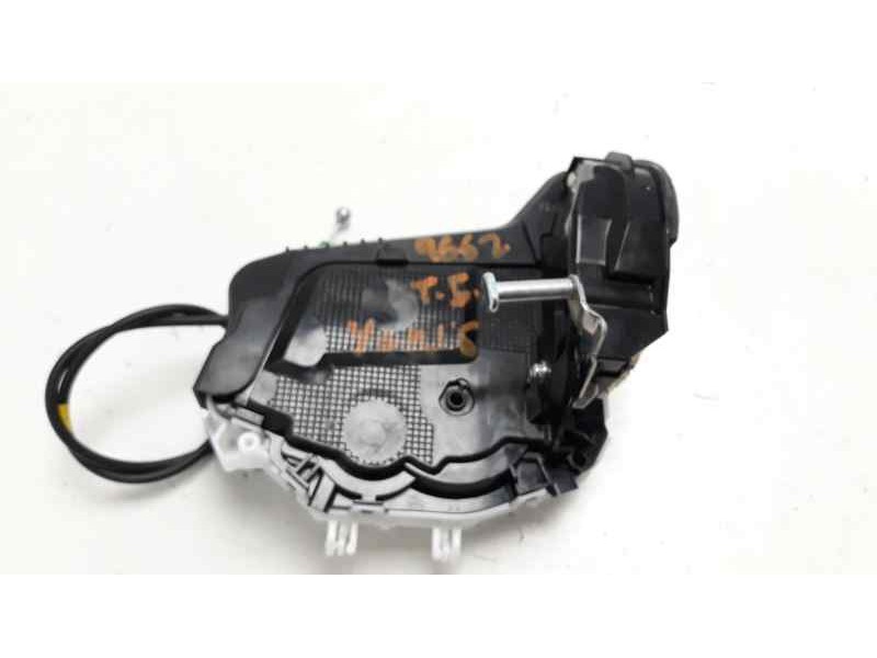 Recambio de cerradura puerta trasera izquierda para toyota yaris hybrid active referencia OEM IAM   