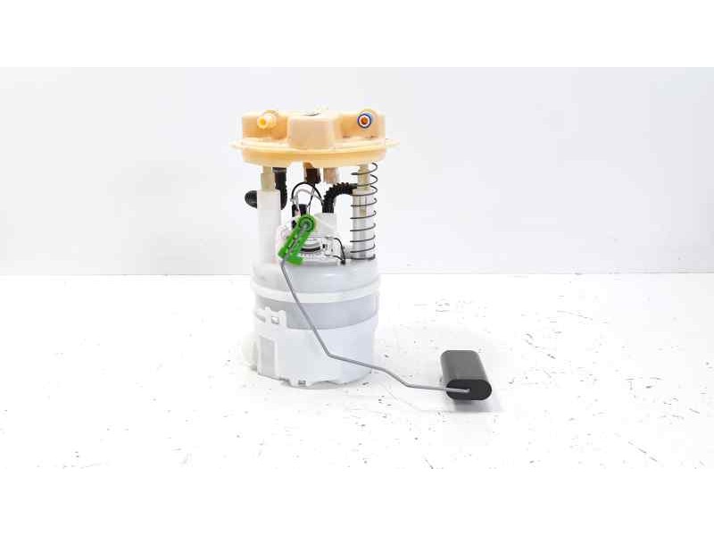 Recambio de bomba combustible para renault captur zen referencia OEM IAM 172021485R  