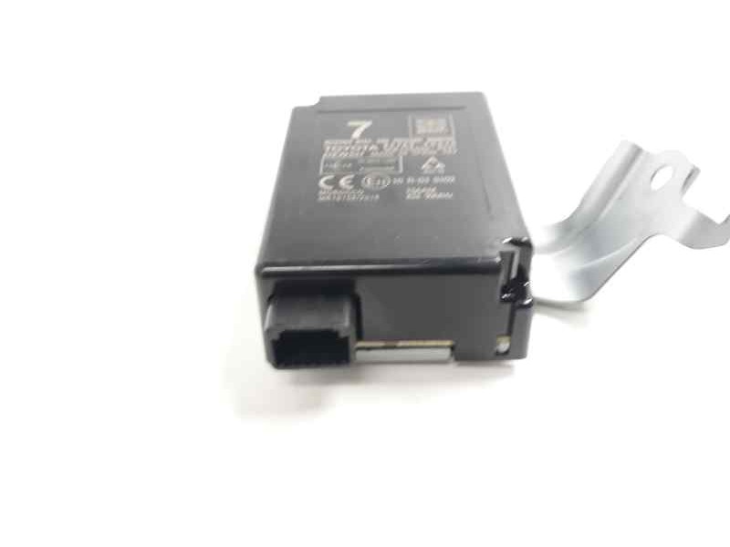 Recambio de modulo electronico para toyota yaris hybrid active referencia OEM IAM 897600D070  