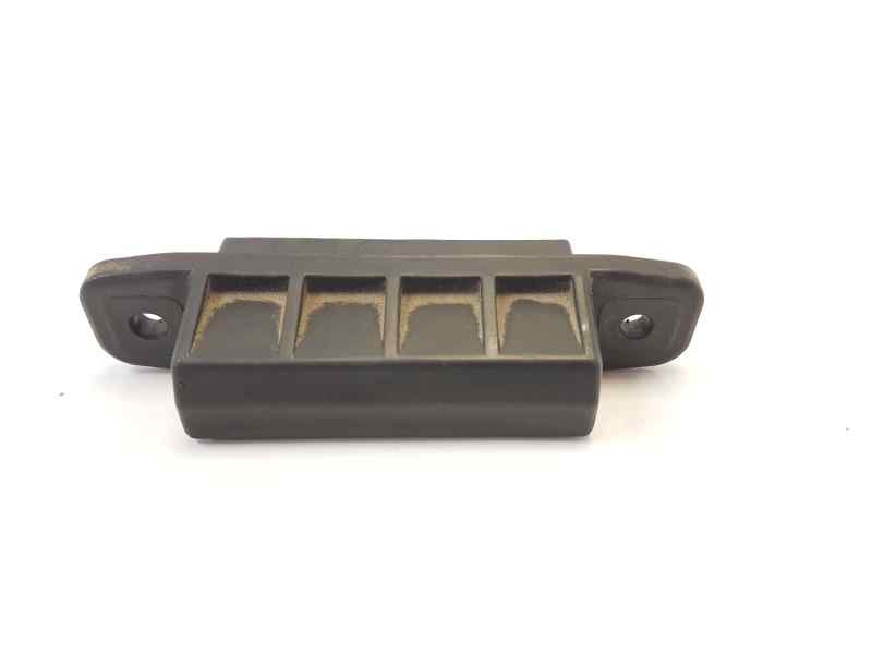 Recambio de maneta exterior porton para toyota yaris hybrid active referencia OEM IAM 0505B22  
