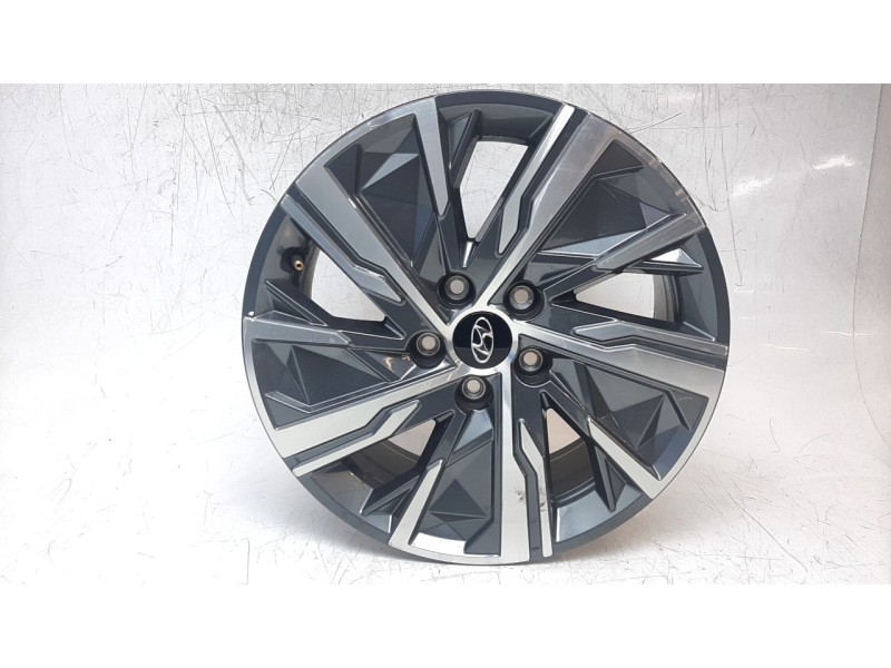 Recambio de llanta para hyundai tucson (nx) maxx silver 2wd referencia OEM IAM 52910N7160  