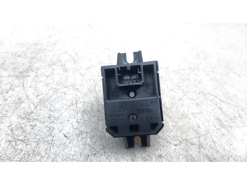 Recambio de mando control radio para audi a4 avant (8w5) básico referencia OEM IAM 8W1919616  