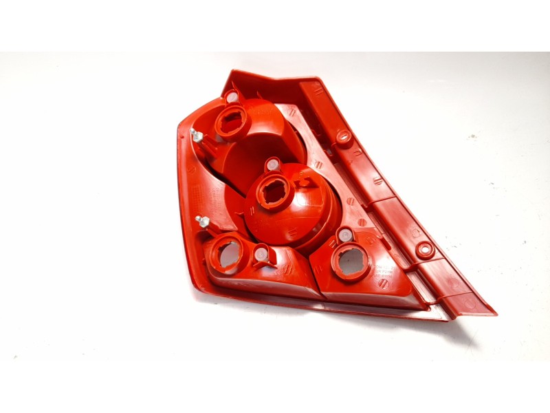 Recambio de piloto trasero derecho para chevrolet kalos referencia OEM IAM 96540269 2202039 