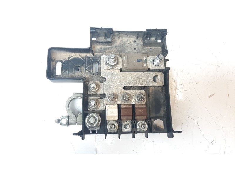 Recambio de caja reles / fusibles para jeep compass ii 2.0 m-jet cat referencia OEM IAM 3321704563  