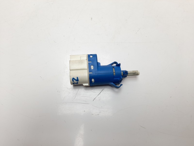 Recambio de interruptor para ford fiesta (ccn) trend referencia OEM IAM U3NFA  