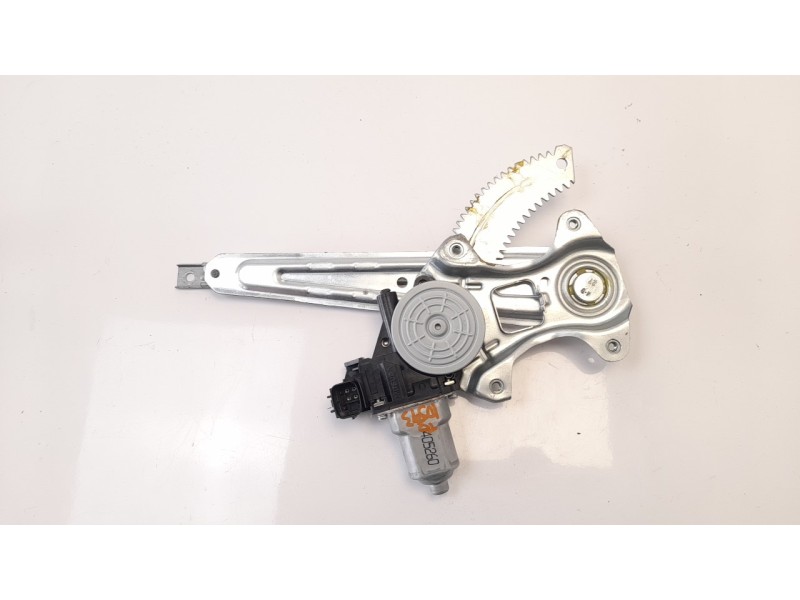 Recambio de elevalunas trasero derecho para nissan juke (f15) 1.6 16v cat referencia OEM IAM 827201U600  