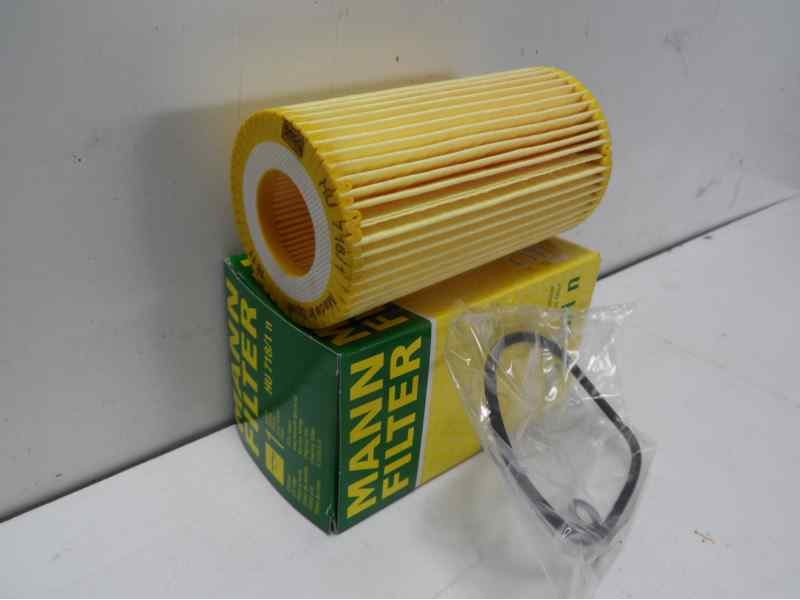 Recambio de filtro aceite para mercedes-benz clase c (w203) berlina 2.2 cdi cat referencia OEM IAM 235HU7181K 235HU7181K 