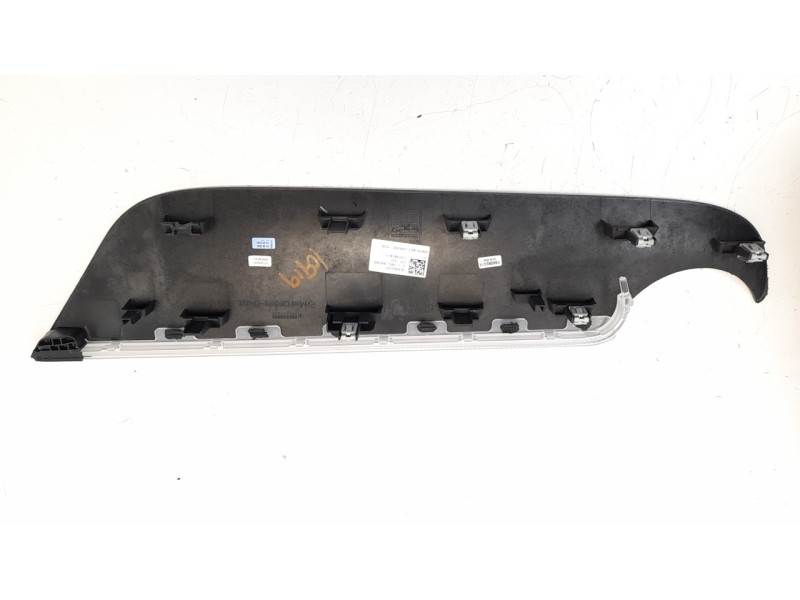 Recambio de moldura para mercedes-benz clase gla (bm 247) 1.3 cat referencia OEM IAM A2476808901  