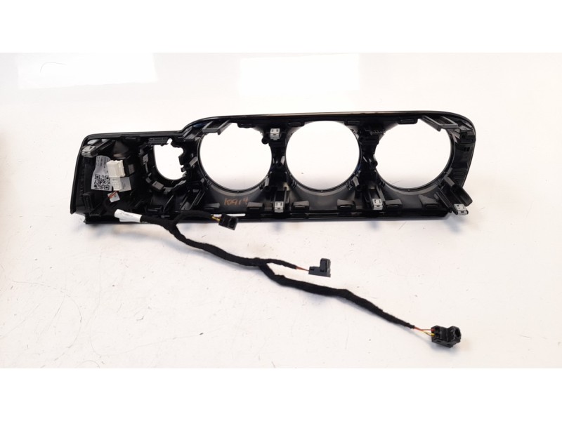 Recambio de moldura para mercedes-benz clase gla (bm 247) 1.3 cat referencia OEM IAM A2476806202  