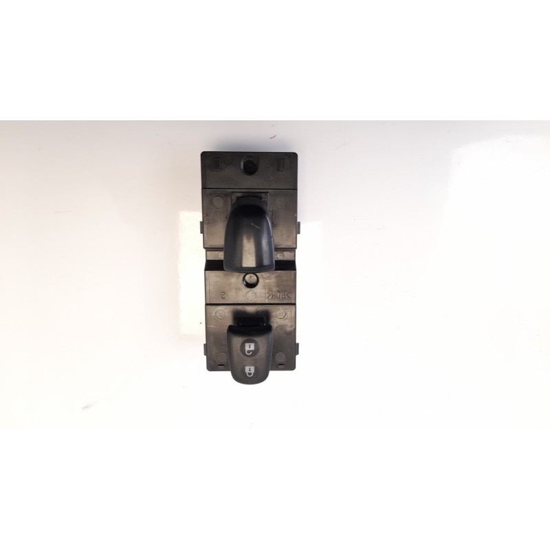 Recambio de mando elevalunas delantero derecho para nissan juke (f15) 1.6 16v cat referencia OEM IAM 254111KA5A IAF470017HQ EWSN
