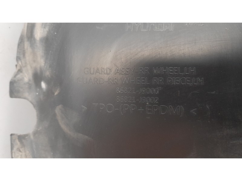 Recambio de paso rueda trasero izquierdo para hyundai kona 1.0 tgdi cat referencia OEM IAM 86821J9000  