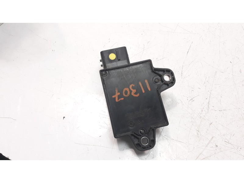 Recambio de centralita start / stop para citroen c4 picasso 1.2 12v e-thp / puretech referencia OEM IAM 9828207680  