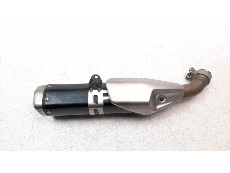 Recambio de silenciador trasero para ktm 390 duke 390 duke referencia OEM IAM 94305083000  