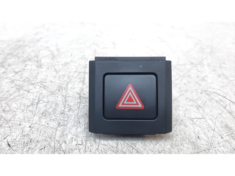 Recambio de warning para audi a4 avant (8w5) básico referencia OEM IAM 8W0941509A  