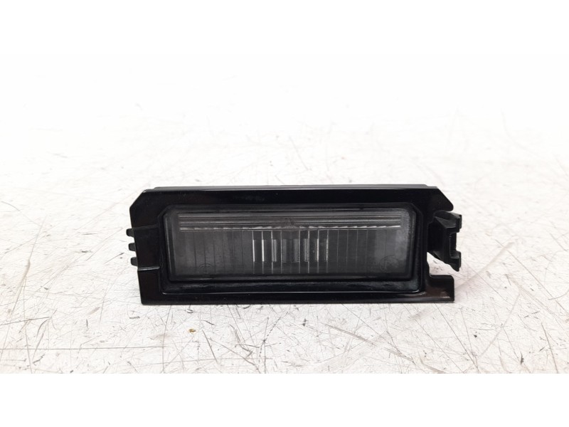 Recambio de piloto matricula para hyundai tucson (nx) maxx silver 2wd referencia OEM IAM 92502F600  