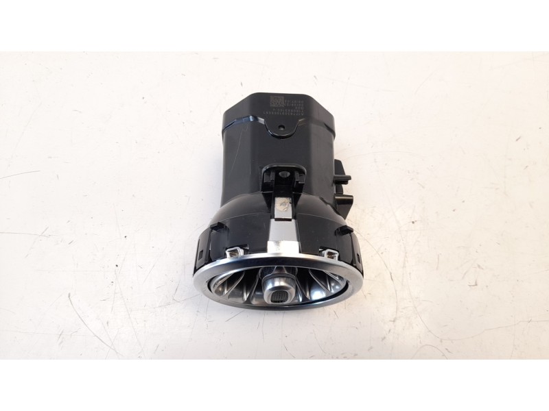 Recambio de rejilla aireadora para mercedes-benz clase gla (bm 247) 1.3 cat referencia OEM IAM A17783091009051  