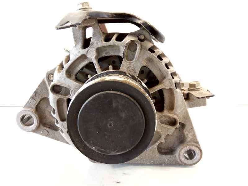 Recambio de alternador para toyota hilux (kun) double cab 4x4 referencia OEM IAM 270600L110  A30437