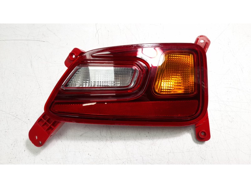 Recambio de piloto trasero derecho paragolpes para hyundai kona 1.0 tgdi cat referencia OEM IAM 92406J9000  