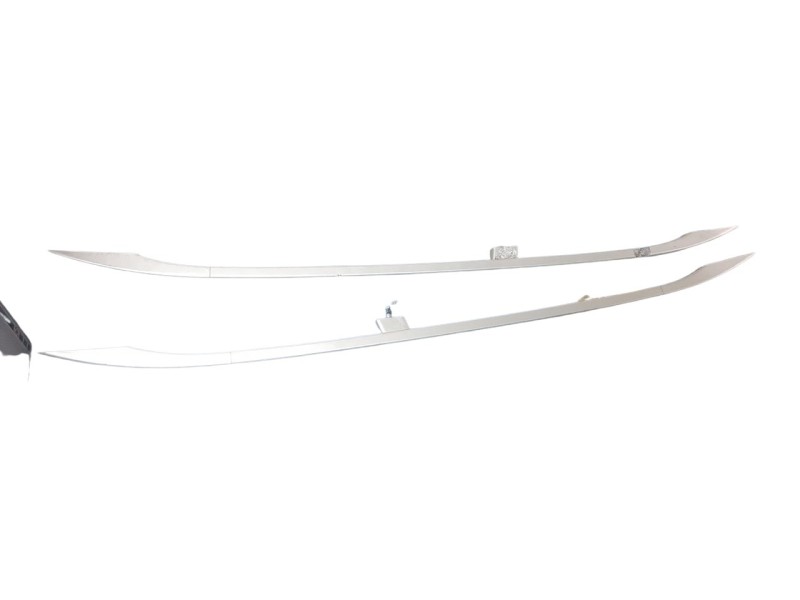Recambio de barras techo para ssangyong rexton w 2.0 td cat referencia OEM IAM 7985008110 7986008110 