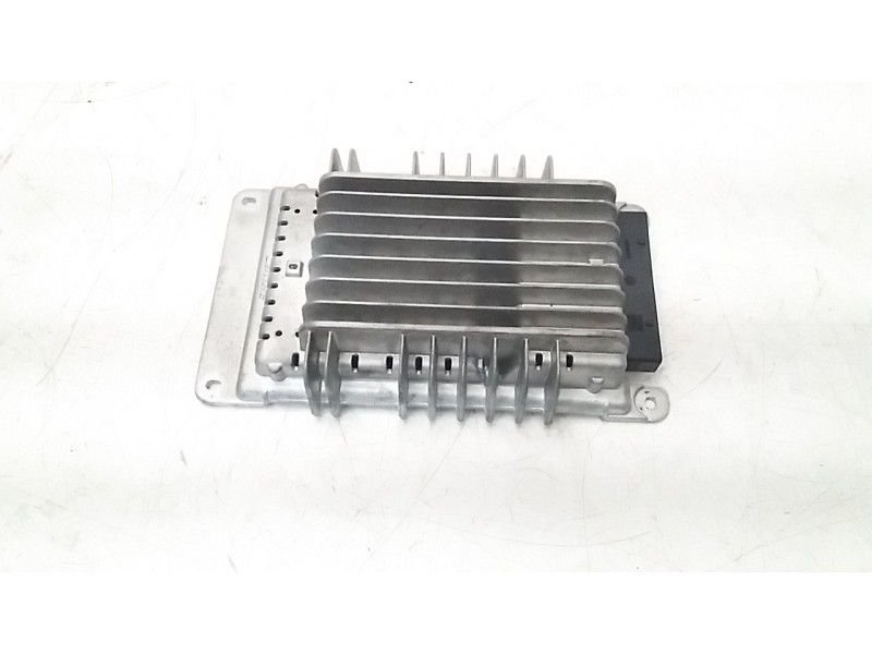 Recambio de sistema audio / radio cd para seat exeo berlina (3r2) 2.0 tdi referencia OEM IAM 3R0035223B  