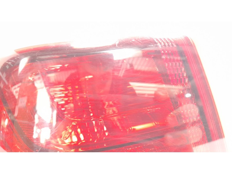 Recambio de piloto trasero izquierdo para hyundai kona 1.0 tgdi cat referencia OEM IAM 92401J9000  